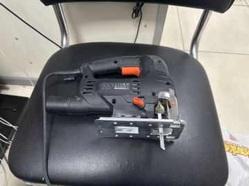 Б/у Электролобзик Dnipro-M js-65lx 01-200830835