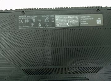 Б/в Ноутбук Asus 15/ryzen 7 3750h ddr4/16gb ddr4/hdd *відсутній/ssd 512 gb/geforce rtx2060 6gb 01-200836028