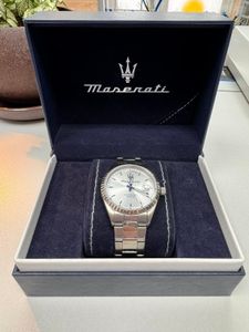 Б/у Часы Maserati 36386961 01-200854964