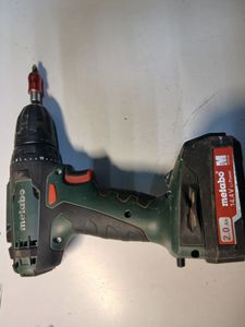 Б/в Шурупокрут Metabo bs 14.4 01-200867530