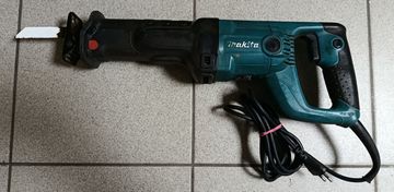 Б/у Сабельная пила Makita jr 3050t 01-200888668
