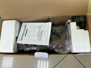 Б/в  Retro Turntable r608 01-200898767