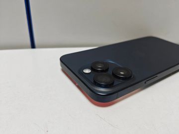 Б/у Мобільний телефон Apple iphone 15 pro max 512gb 01-200903051