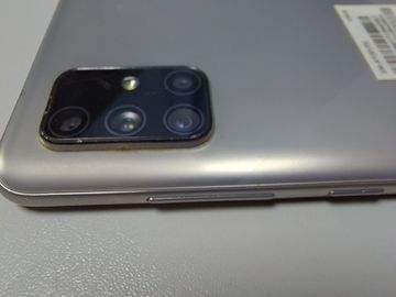 Б/в Мобільний телефон Samsung galaxy a71 sm-a715f 6/128gb 01-200902078