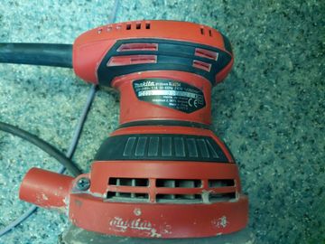 Б/в Шліфмашина вібро Makita m9204 01-200904839