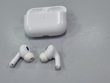 Б/в Навушники Apple airpods pro 2nd generation magsafe 01-200909409