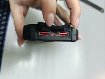 Б/у Повербанк Gembird pb10-solar1 10000mah 01-200908689