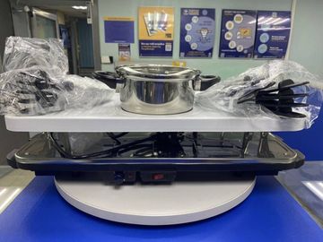 16-000205800: Gourmetmaxx raclette and fondue set