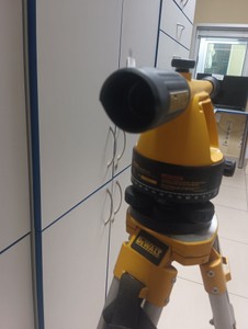 Б/в Оптичний нівелір Dewalt dw090+ dw0737 01-200924519