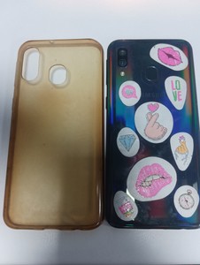 Б/в Мобільний телефон Samsung galaxy a40 2019 sm-a405 4/64gb 01-200929385