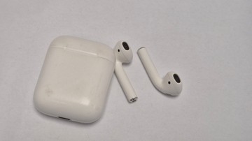 Б/в Навушники Apple airpods 2nd generation a1602, a2031, a2032 01-200932351