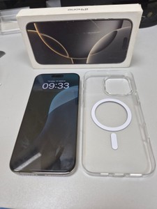 Б/у Мобільний телефон Apple iphone 16 pro max 1tb 01-200950178