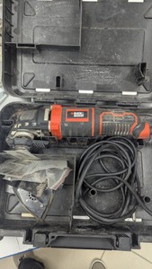 Б/в Багатофункціональний інструмент Black&Decker mt300ka 01-200979227