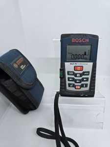 Б/в Лазерний нівелір Bosch dle 70 01-200996686
