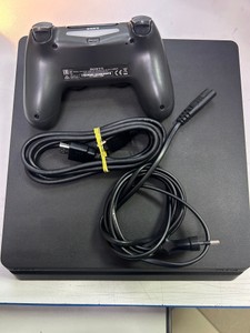 Б/в Ігрова приставка Sony playstation 4 slim 1tb 01-201012324