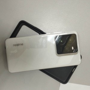 Б/в Мобільний телефон Realme gt 7 pro 12/256gb 01-201051495