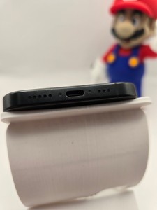 Б/в Мобільний телефон Apple iphone 16 pro 256gb 01-200988929