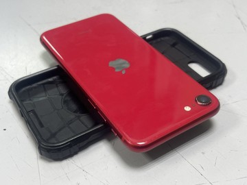 Б/в Мобільний телефон Apple iphone se 2020 128gb 01-201105150