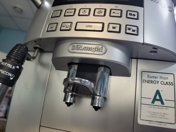 Б/в Кавоварка Delonghi ecam 22.320 01-201062442