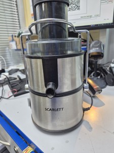 Б/у Соковыжималка Scarlett sc-016 01-201146495