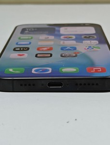 Б/в Мобільний телефон Apple iphone 16 pro max 1tb 01-201146440