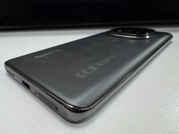 Б/в Мобільний телефон Xiaomi redmi note 14 pro+ 5g 12/512gb 01-201155499