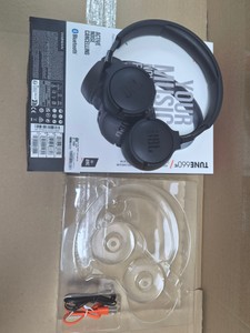 Б/в Навушники Jbl tune 660nc 01-201166942