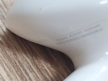 Б/в Навушники Apple airpods 4 01-201098108