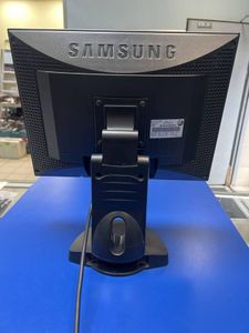 Б/в Монітор Samsung 151b 01-200459558