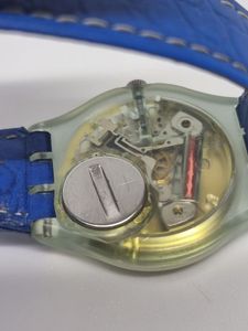 01-200555887: Swatch 404