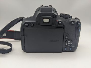 01-200469007: Canon eos 850d body