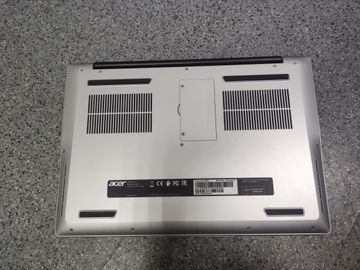 01-200623387: Acer 15" i3 n300 / ram8 /ssd512 /uhd graphics