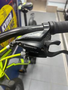 01-200744616: Ardis hiland 27.5"