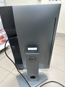 01-200750601: Dell u2717d