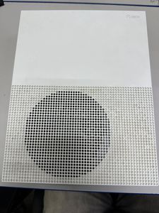 01-200777088: Microsoft xbox one s 1tb