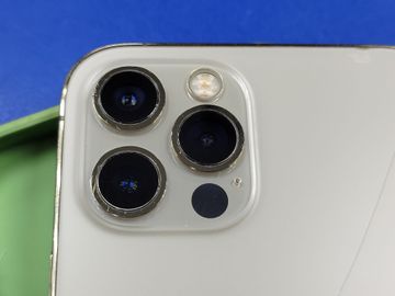 Б/в Мобільний телефон Apple iphone 12 pro max 128gb 01-200802768