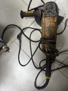 Б/у Угловая шлифмашина Dewalt dwe4599 01-200834762