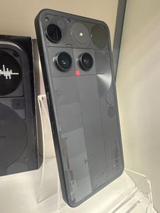 Б/у Мобильный телефон Nothing phone 3 16/512gb 01-200841503