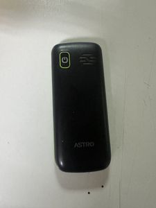 Б/в Мобільний телефон Astro a173 01-200855354