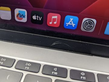 Б/в Ноутбук Apple a1708 /macbook pro 13,3" core i5 2,3ghz/ram8gb/ssd128gb/intel iris plus graphics 640 01-200803404