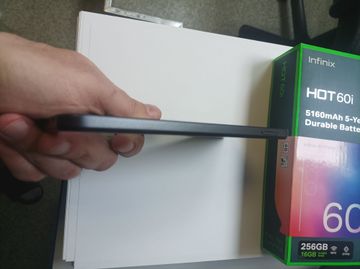 Б/в Мобільний телефон Infinix hot 60i 8/256gb 01-200873458