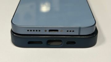 Б/в Мобільний телефон Apple iphone 14 128gb esim 01-200830457