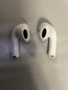 Б/в Навушники Apple airpods 4 with active noise cancellation 01-200881474