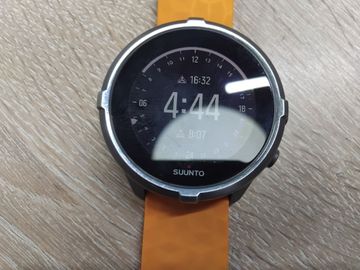 Suunto spartan sport whr baro