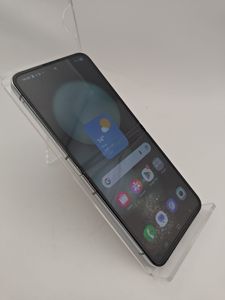 Б/в Мобільний телефон Samsung galaxy flip5 8/256gb 01-200891287