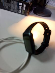 Б/в Фітнес-браслет Huawei band 7 01-200903646