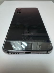 Б/в Мобільний телефон Xiaomi mi 9 se 6/64gb 01-200905999