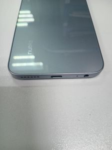 Б/у Мобільний телефон Zte nubia v70 8/256gb 01-200916216