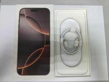 Б/в Мобільний телефон Apple iphone 16 pro max 256gb 01-200919046