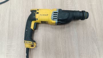 Б/в Перфоратор Dewalt d25143k 01-200901965